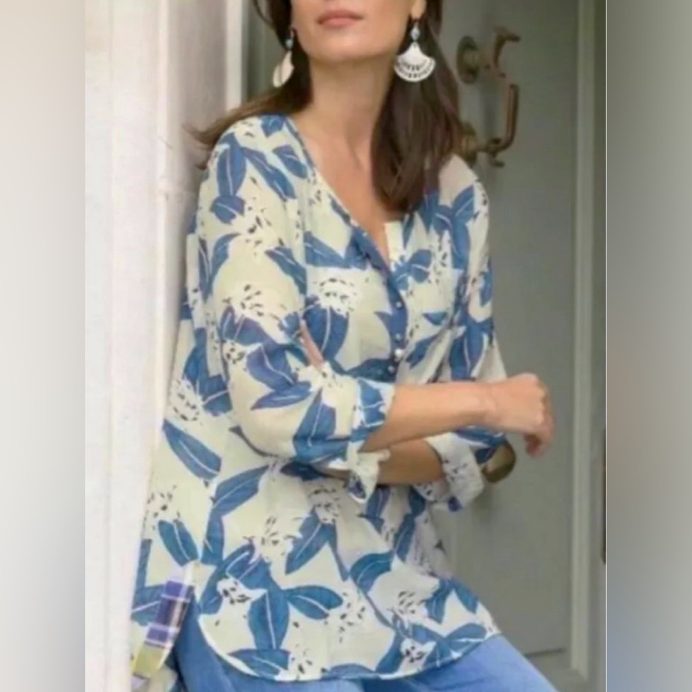 Soft Surroundings Blue Floral Gillian Top Sz XS Lightweight Popover